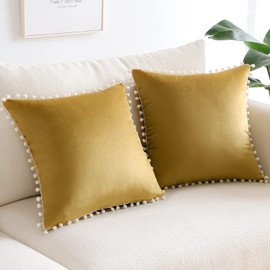Sungeek Set of 2 Velvet Cushion Covers, Soft Cushion Cover with Pompoms, Decorative Cushion Covers, Sofa Cushion, Couch Cushion, Decorative Cushion Cover for Sofa, Bedroom, Living Room (45 x 45 cm,