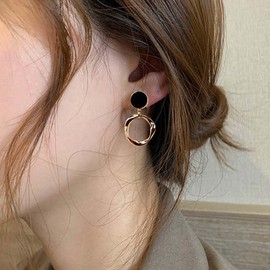 Cimenexe Bohemian Enamel Onyx Stud Earrings Gold Hollow Circle Hoop Dangle Earrings Black Enamel Circle Earrings Minimalist Circle Drop Earrings Jewellery for Women and Girls Gifts, Zinc, No Gemstone