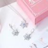 Belinda Jewelz Juego de arete y collar con colgante de