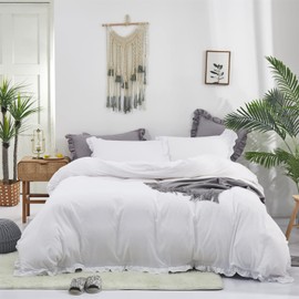 KAREVER White Ruffled Comforter Set King Size Bedding Set Women Ruffles Blanket Set Men Farmhouse Ruffle Fringe Design Girls 3 Pieces Solid White Ruffled Bedding Set