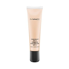 MAC Studio Sculpt SPF 15 Foundation 40ml / 1.3oz - NC15