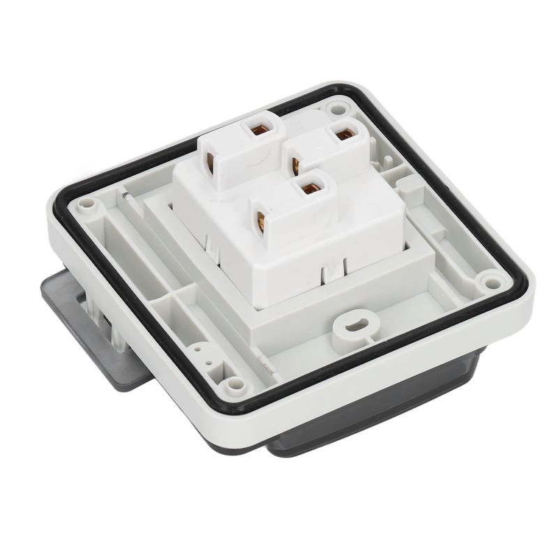 3 Hole Socket IP66 Waterproof UK Standard Socket Electrical Socket