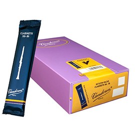 Vandoren CR1025/50 Bb Clarinet Traditional Reeds Strength 2.5; Box of 50