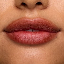 NYX Professional Makeup, Smushy Bálsamo de Labios Matte - Tono Swipe 2 Smooth