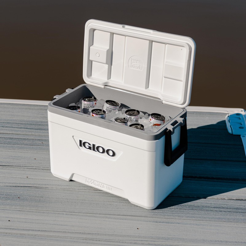 Igloo 25 QT Latitude Marine Ultra White Cooler
