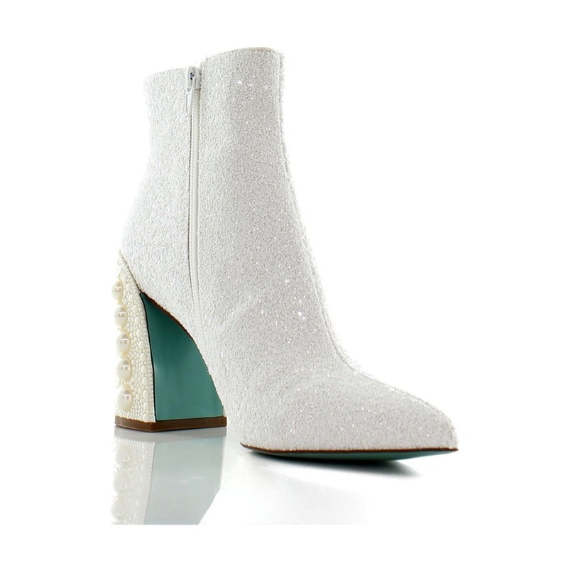 Betsey Johnson Women's Kasey Ankle Boot, White, 6