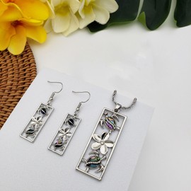 Abalone Turtle Jewelry Set 18K Gold Plated Turtle Necklace and Earring Small Abalone Shell Sea Turtle Pendant Cute Animal Plumeria Necklace Ocean Animal Jewelry