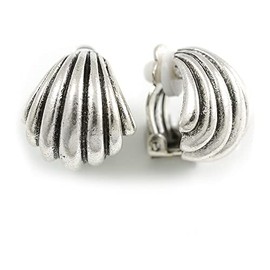 Shell Shaped Clip On Earrings in Silver Tone/Vintage Inspired - 17mm Long