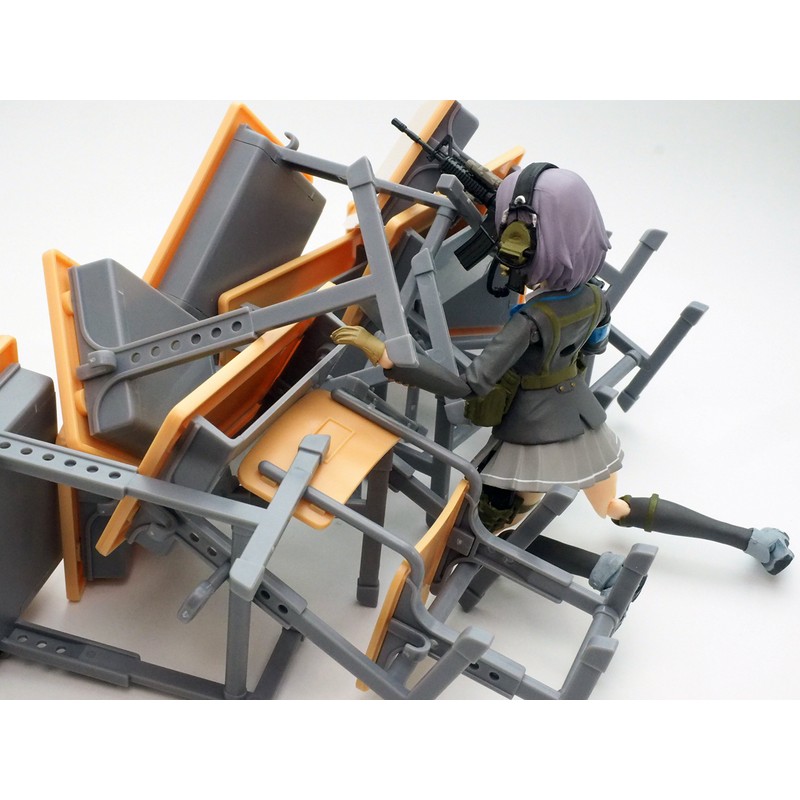 Little Armory LD013 Designated Defense School Desk Plastic Model 282310