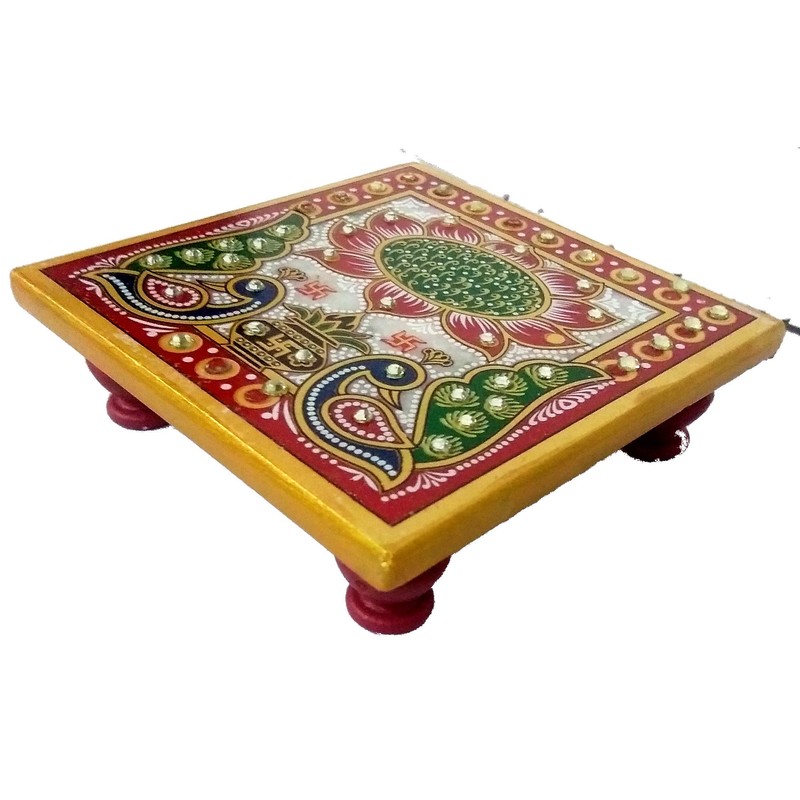 Purpledip Marble Platform (Plinth): Square Ethnic Handpainted Chowki for God