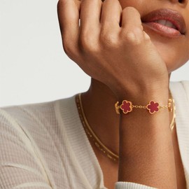 Women Gold Bracelets Jewelry Set - 18K Gold Plated Floral Bracelets,Stainless Steel Charm Bracelet Non-Tarnish,Adjustable lucky Chain Trendy Gift,Christmas Valentines Birthday Gifts for Girlfriend