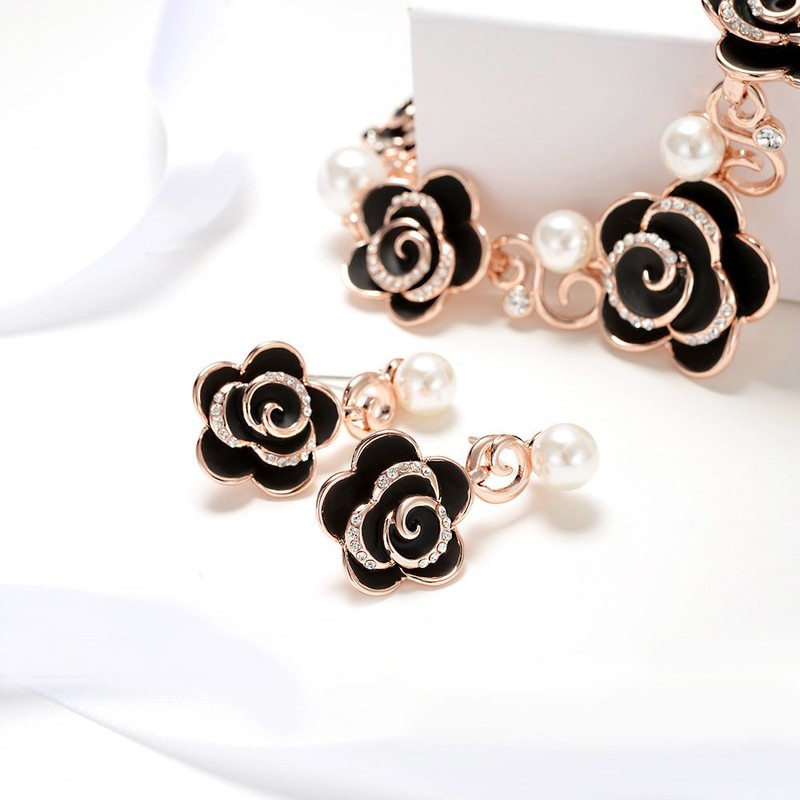 [IUHA] カメリア パール お花 フラワー ネックレス (ブラック)