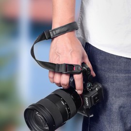 [Yullmu] New 3 Layer Wrist Strap Camera Hand Strap Camera Strap Anchor Design with Triangle Ring for SLR (Black)