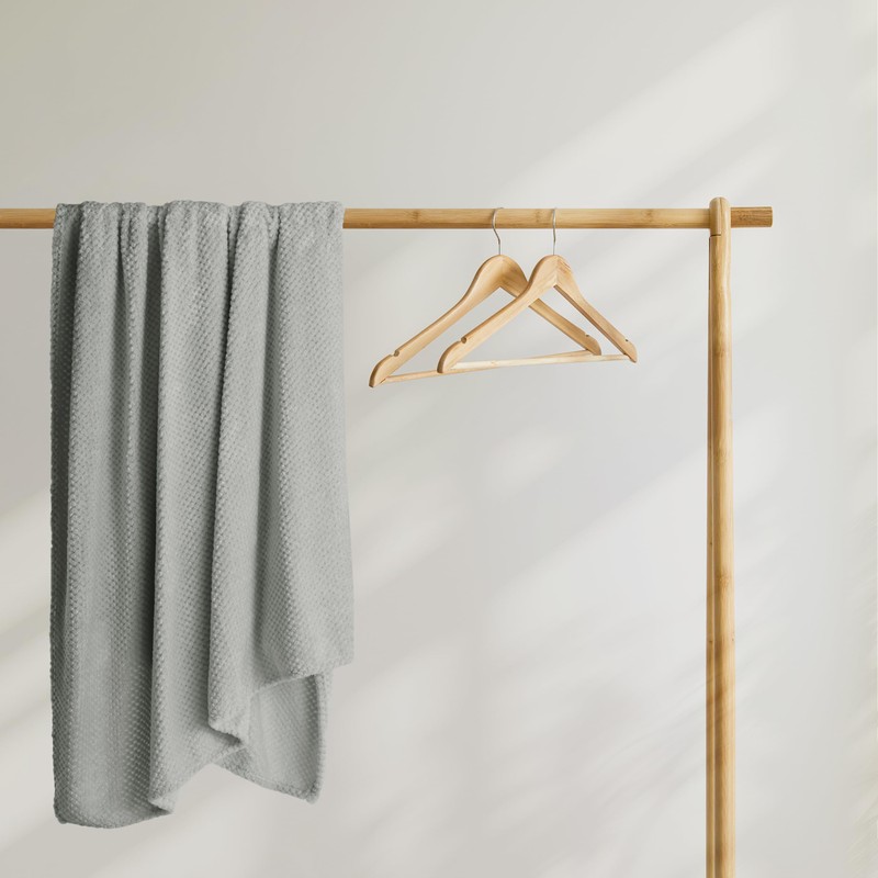DecoKing Henry Cuddly Blanket, Soft, Fleece Microfibre Bedspread in Scandinavian