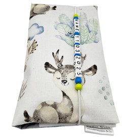 Personalisierte Windeltasche mit Name und Datum für unterwegs, Waldtier-Design weiß pastell, Große Wickeltasche für bis zu 4 Windeln + Feuchttücher, Wickelorganiser