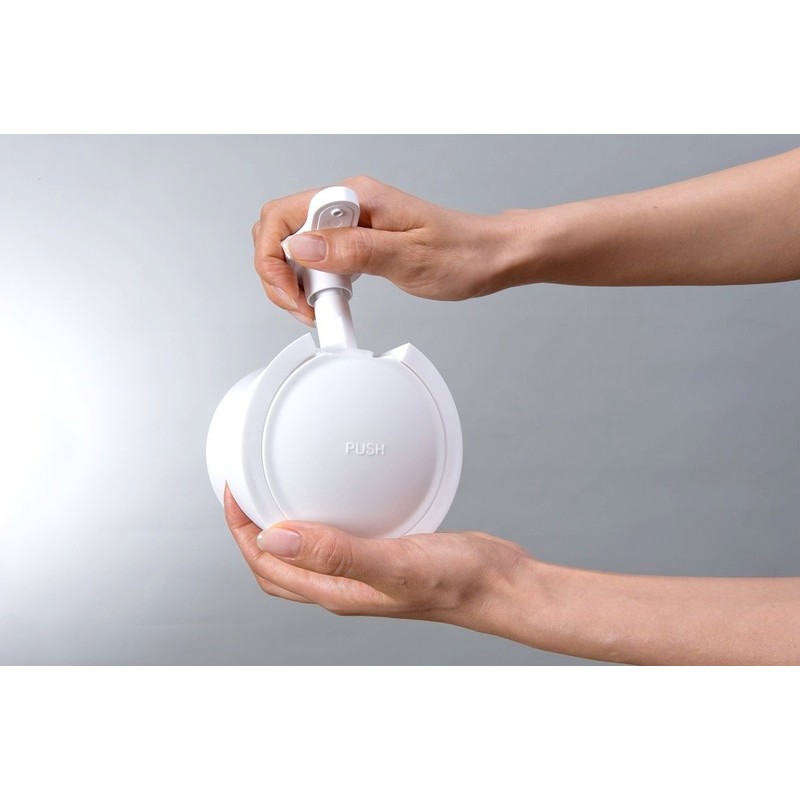 SANEI ウォールソープディスペンサー 吸盤式 シャンプーや液体洗剤用 容量300ml 白 PW1710-W4