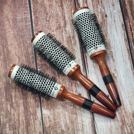 Head Jog 58. 43mm Ceramic Wooden Radial Round Brush. Styling & Volumising Hair Tool With Nylon Bristle & Vented, Ceramic Barrel For Smooth Hair With Shine. Versatile Wooden Hair Brush.