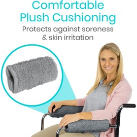 Vive Fundas para reposabrazos de silla de ruedas (par) – Almohadilla de espuma viscoelástica de piel de oveja para oficina y silla de transporte – Accesorios de cojín de apoyo suave para reposabrazos acolchado, niños, adultos – Acolchado cómodo alivio de 