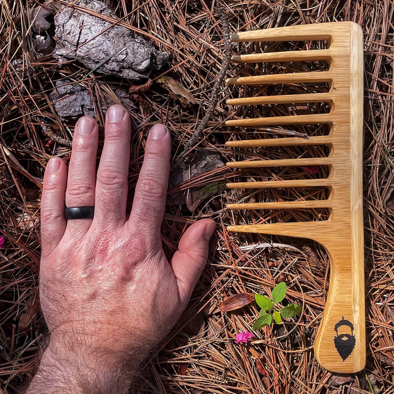 Peine para barba desenredante Sequoia