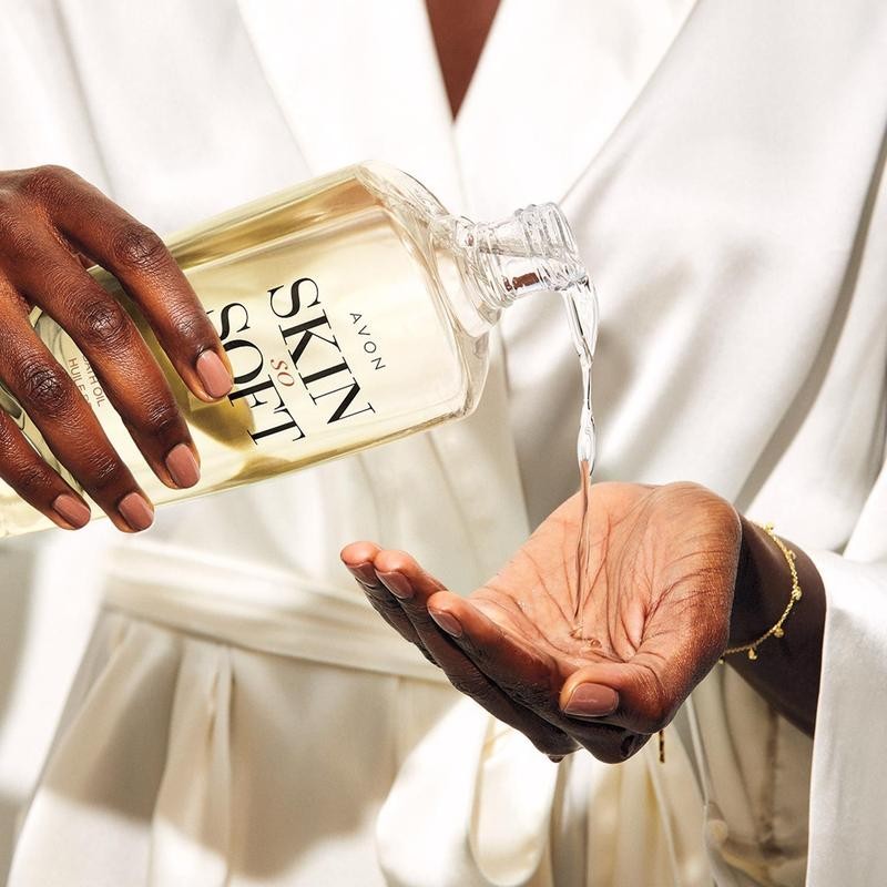 Skin So Soft Bonus Size Radiant Moisture Bath Oil