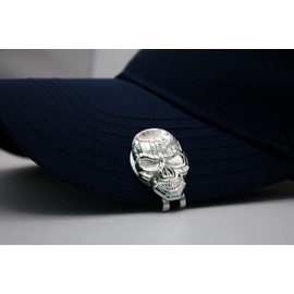 MULLIGAN HOOLIGAN Golf Ball Marker + Magnetic Hat Clip, Funny and Unique Golf Gift, Premium Quality, The Perfect for Your Favorite Golfer, Golf Accessories for Any Occasions (USA Skull)