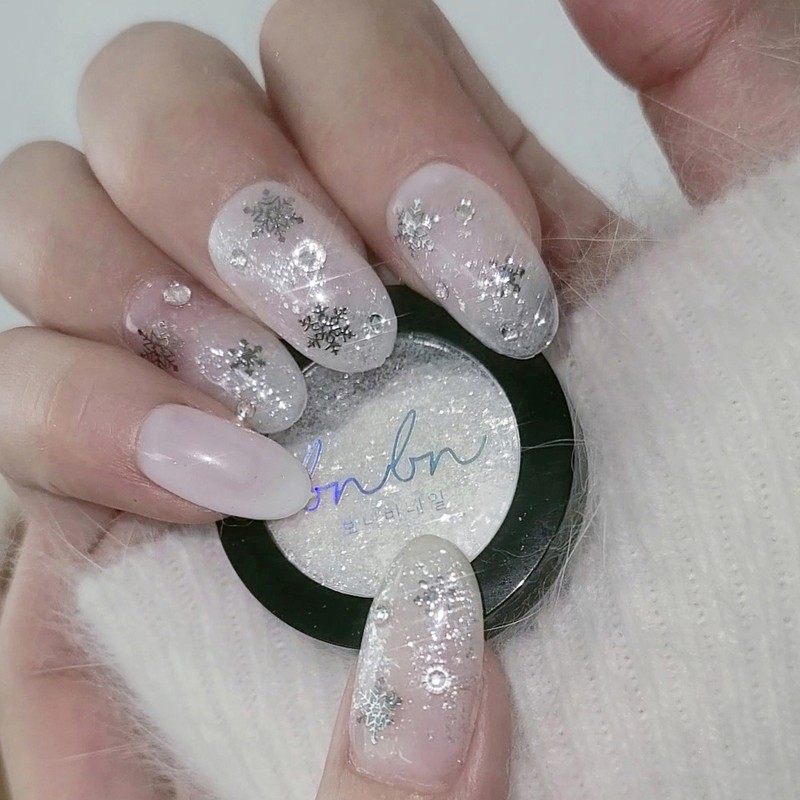 Bonnie B Nail Chiffon Tok Tok White Silver Pearl Glitter