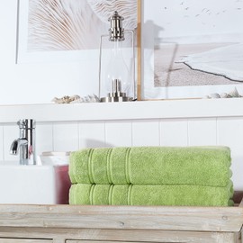 Christy Antalya Face Cloths | Set of 4 | 100% Turkish Cotton | 600GSM | Soft Plush Luxury Flannels | 4 Wash Cloths | Quick Dry | Fern Green