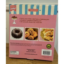 Handstand Kitchen Kitchen Bake Shoppe 25-piece Deluxe Real Baking Set with Recipes for Kids