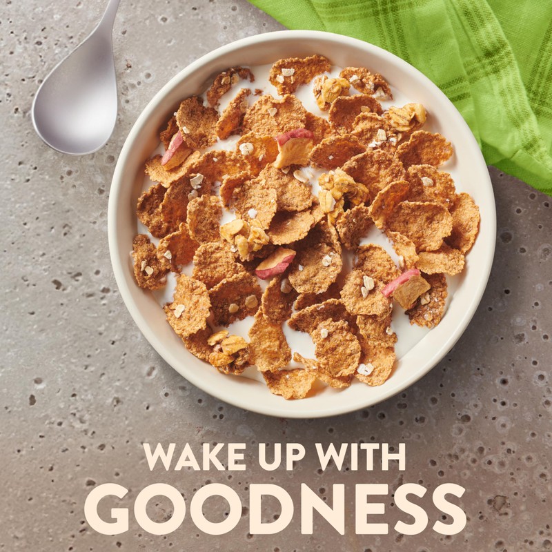 Nature Valley Apple Cinnamon Breakfast Cereal with Flakes, Granola Clusters