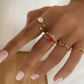 Enautoabs Boho Crystal Gold Stacking Ring Set Colorful Cz Heart Flower Ring Rhinestone Kunckle Stackable Ring Colorful Cluster Ring Gold Finger Ring Jewelry for Women 4 Pcs