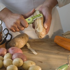 Peelers for Kitchen - Small Potato Peelers,Kitchen Tools with Non-Slip Handle, Veggie Peeler Food Peeler, Folding Portable Carrot Peeler