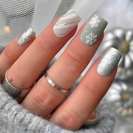 Christmas Press on Nails Christmas Fake Nails Winter Cute Christmas Nails Xmas Snowman Acrylic Nails Press on False Nails for Women Green Red (Silver B, 0.04 ml (Pack of 24))