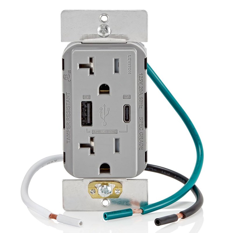 Leviton T5834-G 60W (20V@2.5A+ 5V@2A) USB Dual Type A/Type-C Power