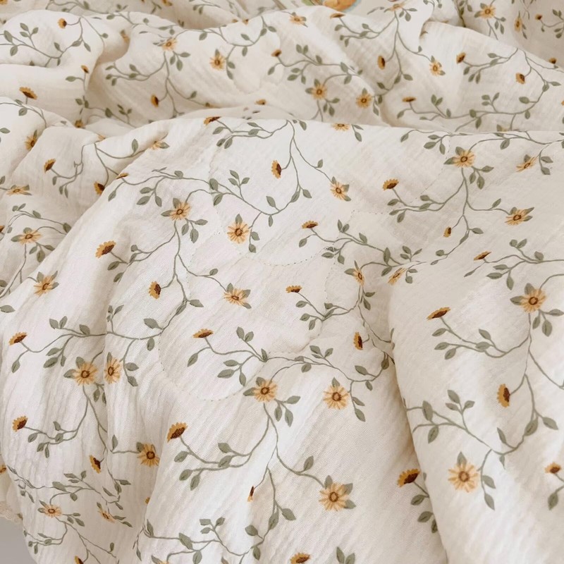 BuLuTu Muslin Toddler Quilt Cute Toddler Bed Blanket Baby Comforter