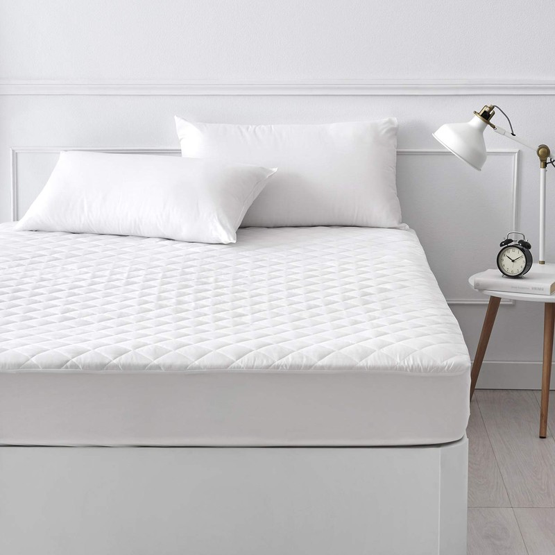 Pikolin Home - Quilted Mattress Protector – With Fibre, Breathable,