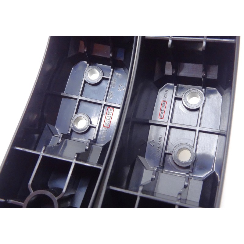 Insignia New Insignia NS-32F201NA23 (P34T3795 / P34T3796) TV Legs w/