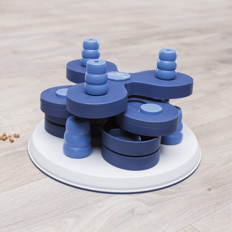 TRIXIE Dog Activity Flower Tower | Level 3