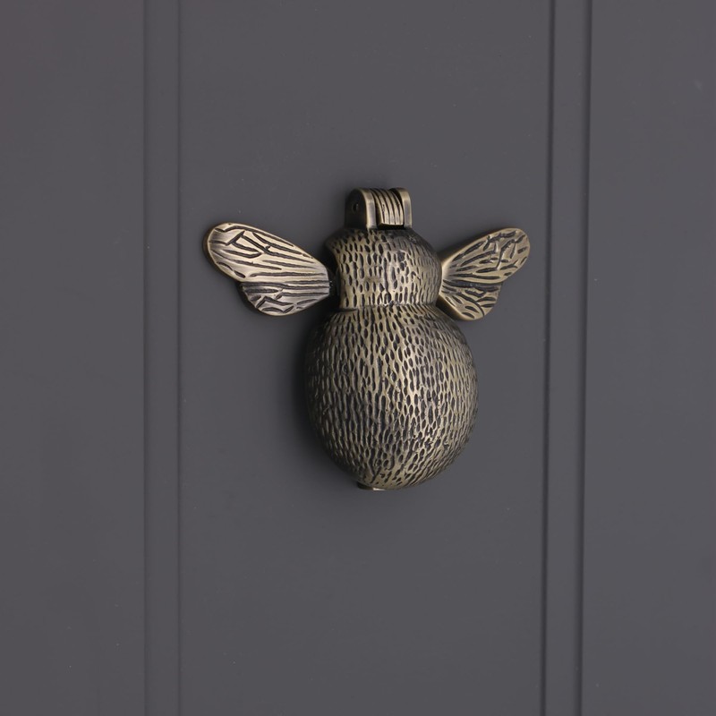 Infinity Decor Antique Brass Bumble Bee Door Knocker – High