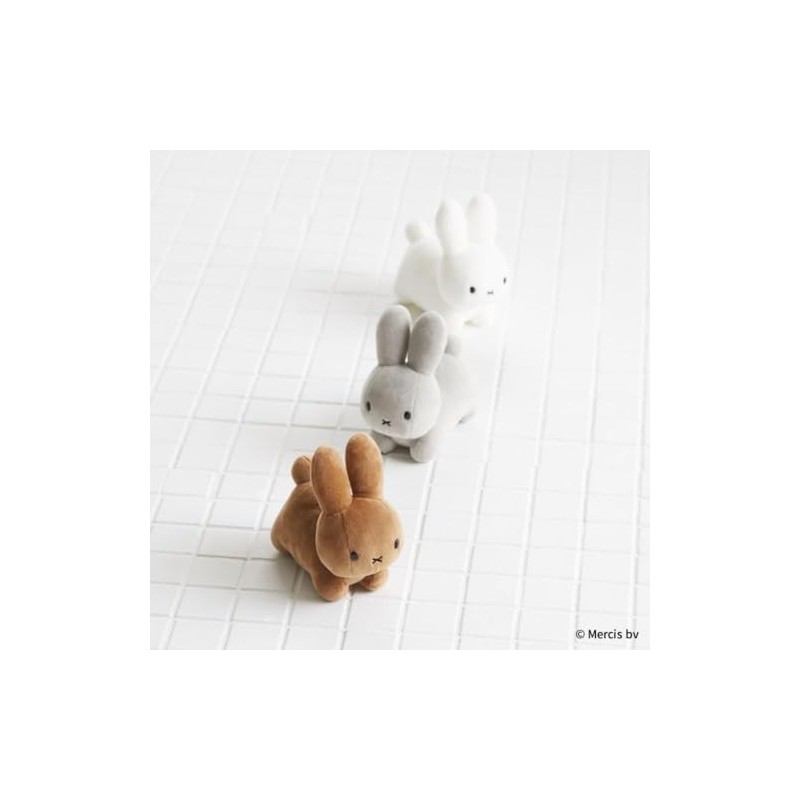 660988 Bruna Family Plush Rabbit SS White Height 5.9 x