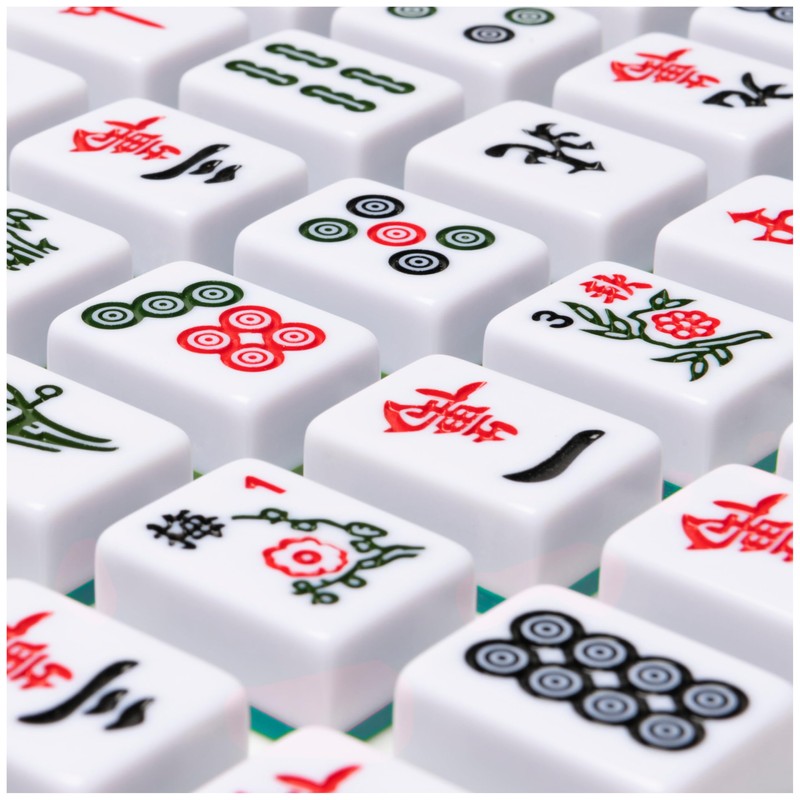 Spin Master Games Legacy Deluxe Mah Jong Classic Game with
