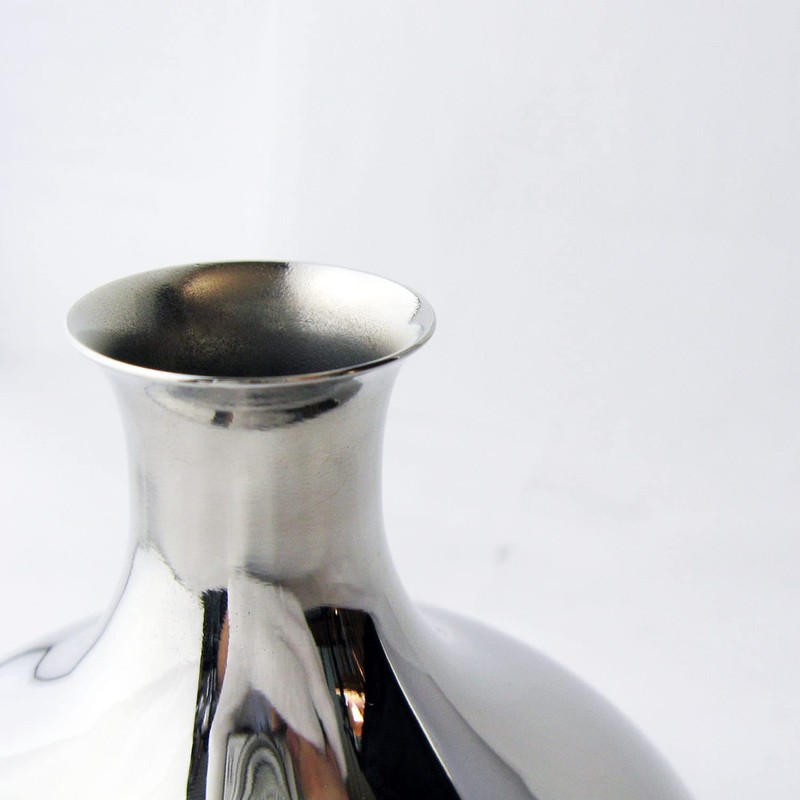 Nagao Tsubamesanjo Single Vase, Urn Shaped 3.1 inches (8 cm),