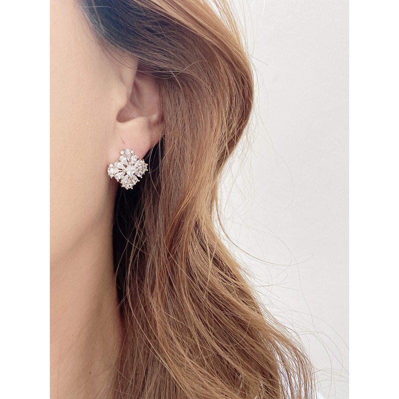 Pendientes chapados en oro 925 con forma de rombo