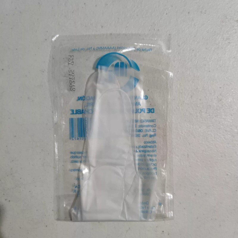 DL 100 Guantes Esteriles De Exploración Polietileno