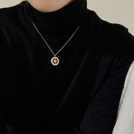 CimenexeBohemian Starburst Choker Necklace Gold Star Pendant Necklace Small Hollow Circle Collar Necklace Minimalist North Star Chain Necklace Jewelry for Women and Girls Gifts