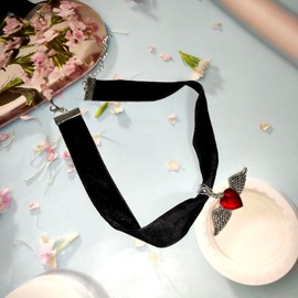 Dishowme Crystal Angel Wings Heart Choker Necklace Gothic Velvet Cross Collar Necklace Chain Vintage Rhinestone Love Heart Crucifix Jewelry for Women (Black D)