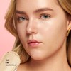 Maquillaje en barra Revlon Glimmer Tinted Moisturizer Stick™ tono 100