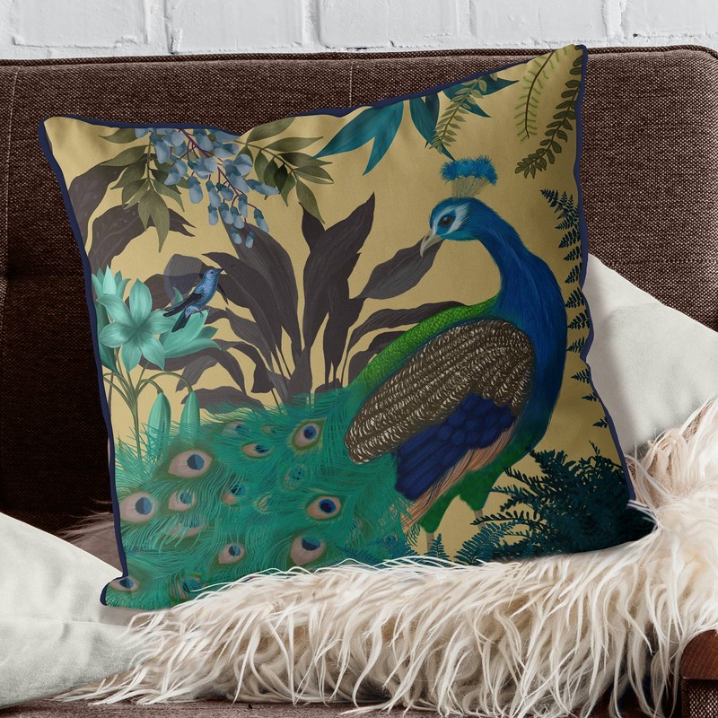 Kelly Stevens-McLaughlan, Peacock with Doodle Tail on Gold Cushion /