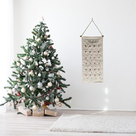 Advent Calendar Photo Board for Pictures - Instant Photo Hanging Display, Reusable Christmas Countdown with Sturdy Clips - Festive Decoration, Photo Collage Board, Advent Activities without Gift Waste
