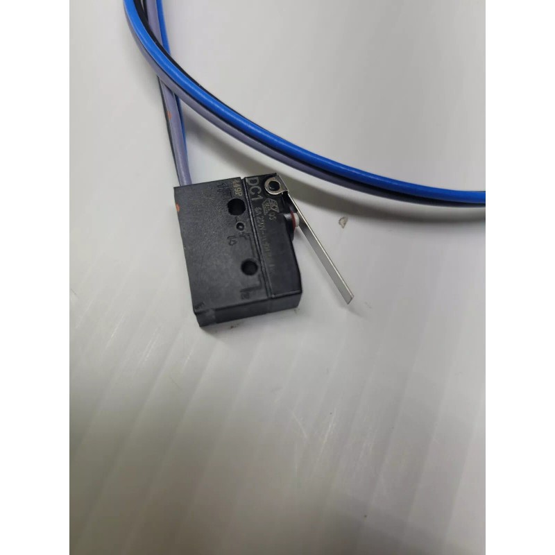 ZF Friedrichshafen Cherry Group DC1C-C3RC MICROSWITCH ROLLER LEVER 6A