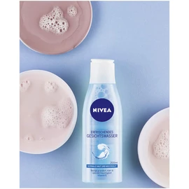 Nivea Refreshing Facial Toner for Normal Skin and Combination Skin, Pack of 1 (1 x 200 ml)